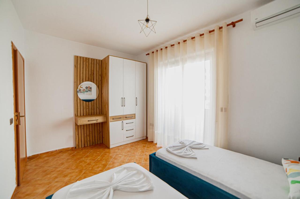 Ajla Apartment Durrës Zewnętrze zdjęcie